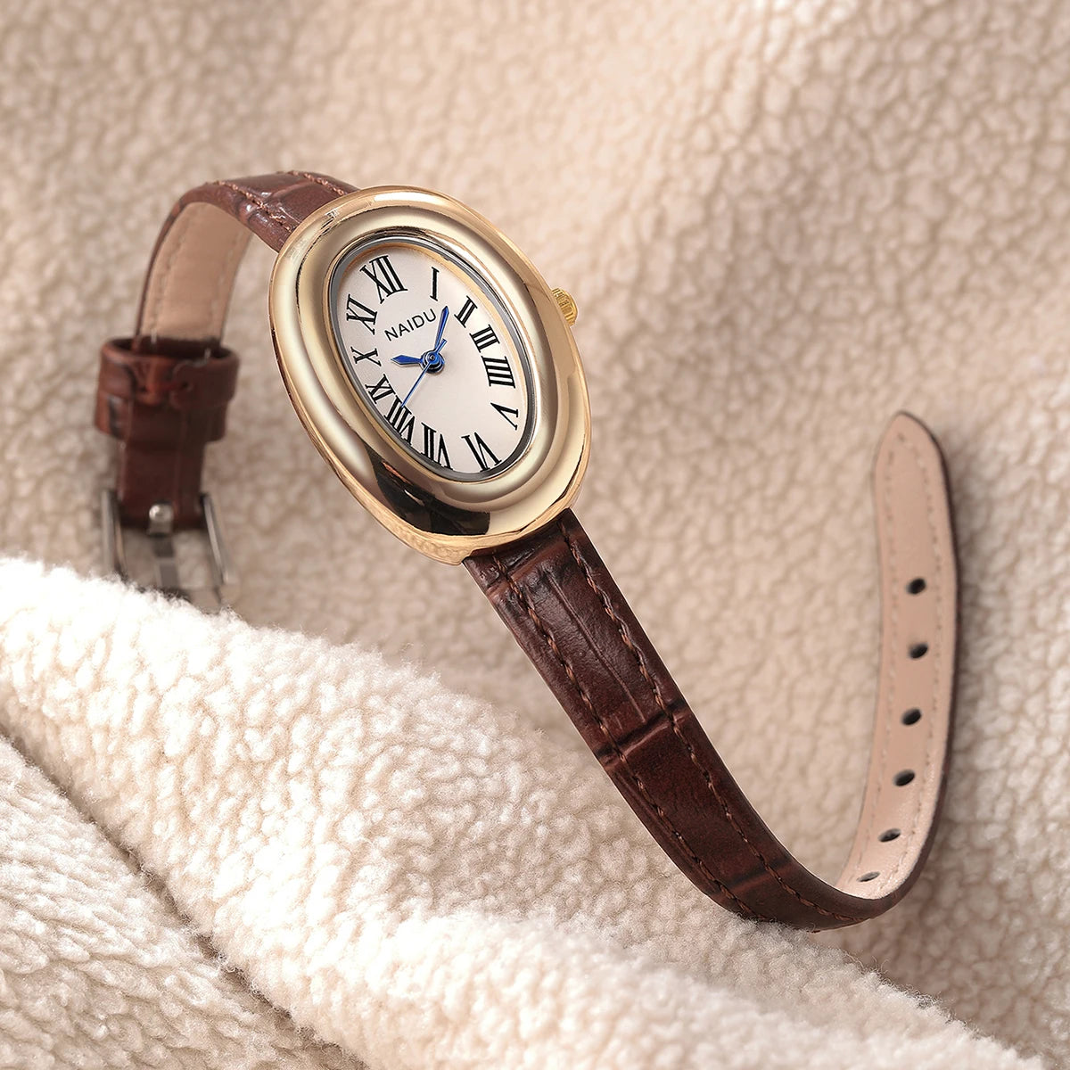 Grace - Retro Quartz Watch
